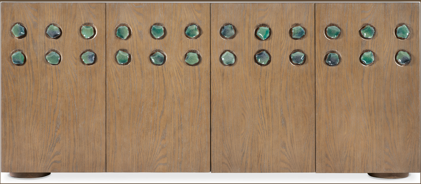 Pilea Entertainment Console