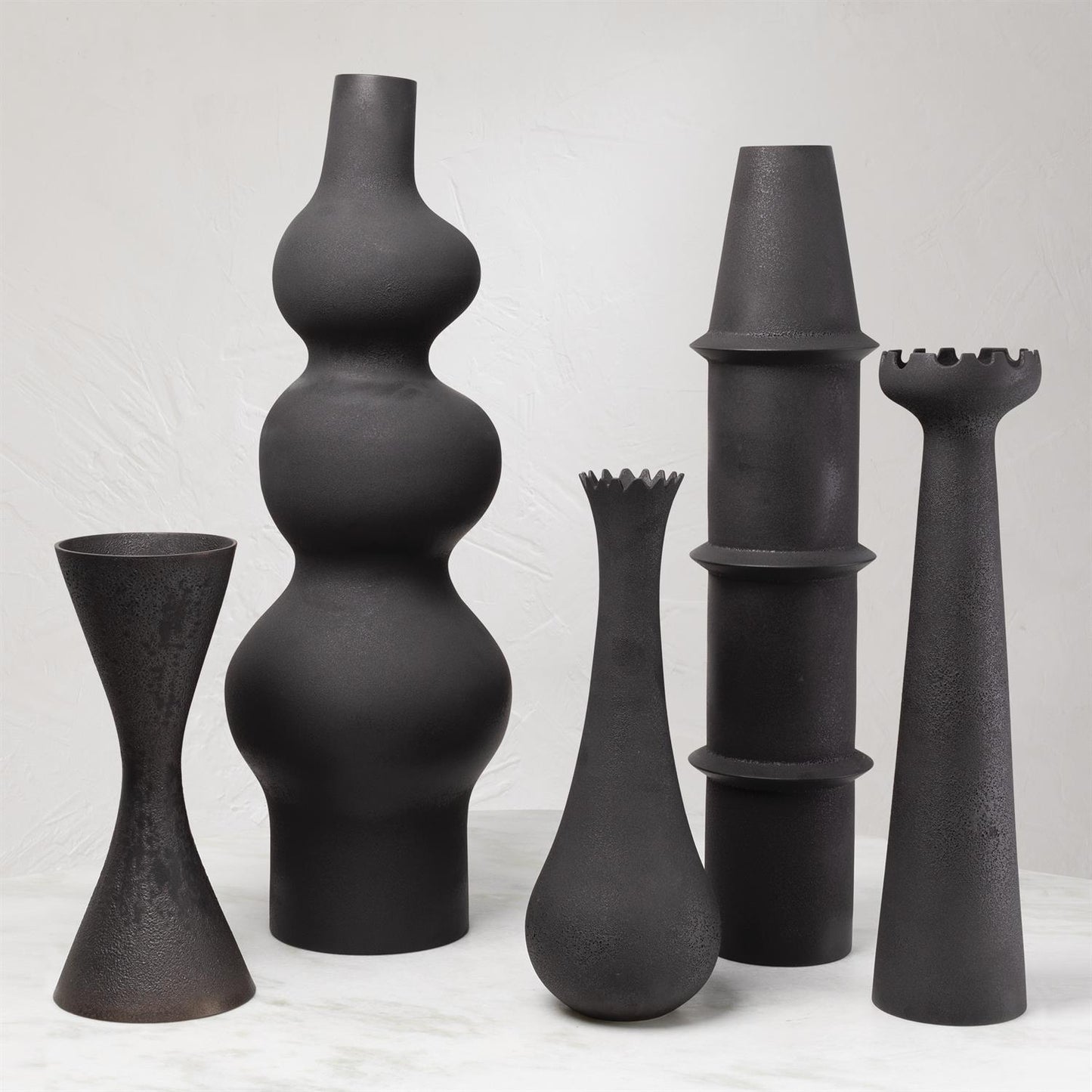 Deoune Vase-Black